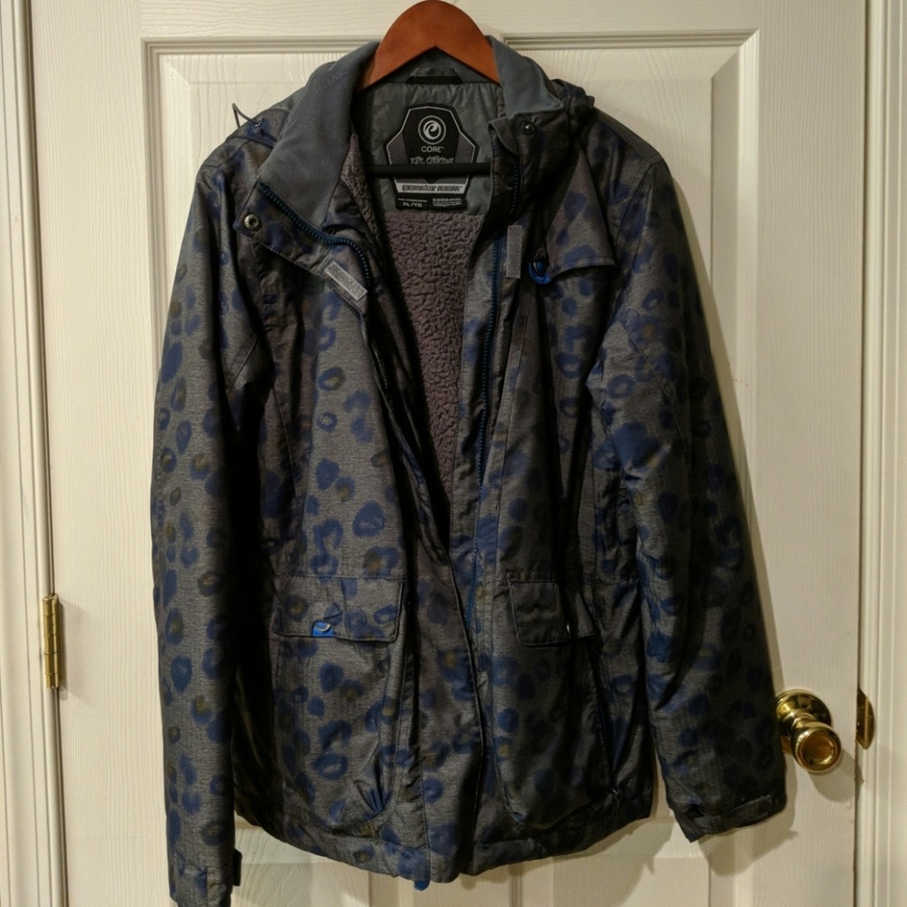 Core lil chicks Powder Room 5000mm